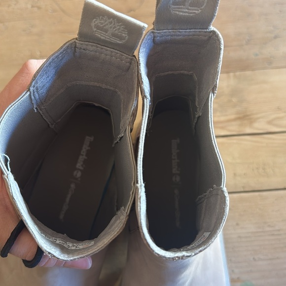 Lightly worn Timberland Chelsea Boots, size 10 - Picture 7 of 8